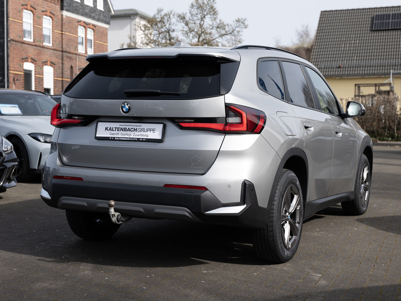 BMW X1 xDrive 23d AHK LED NAVI KAMERA SHZ PDC — photo 5