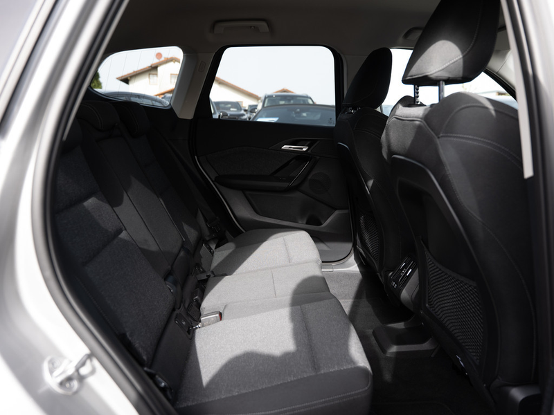 BMW X1 xDrive 23d AHK LED NAVI KAMERA SHZ PDC — photo 10
