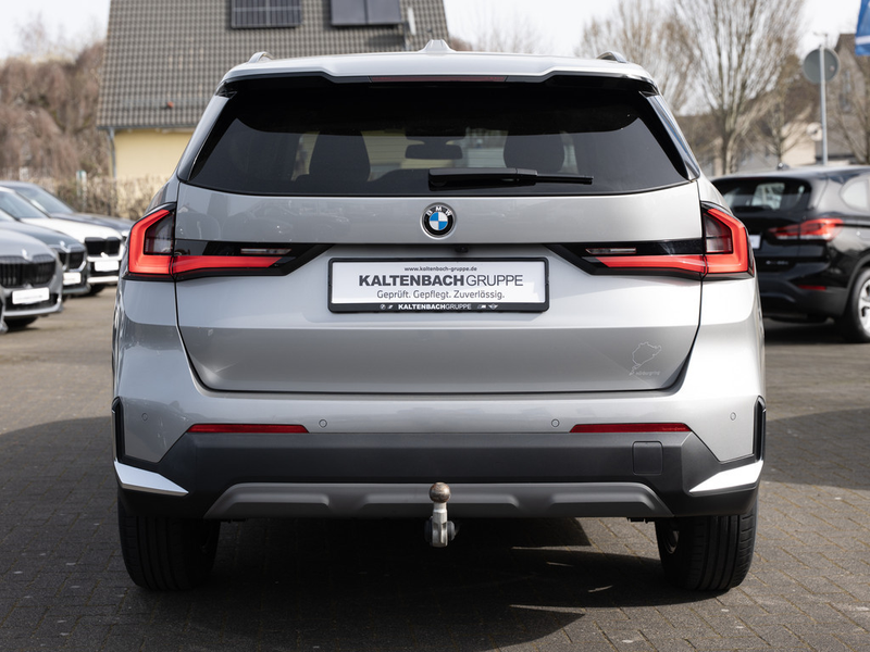 BMW X1 xDrive 23d AHK LED NAVI KAMERA SHZ PDC — photo 6