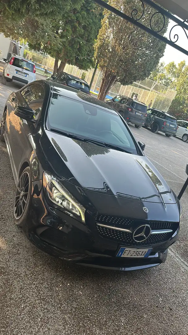 Mercedes-Benz CLA 220 Night Edition 4matic auto - 1