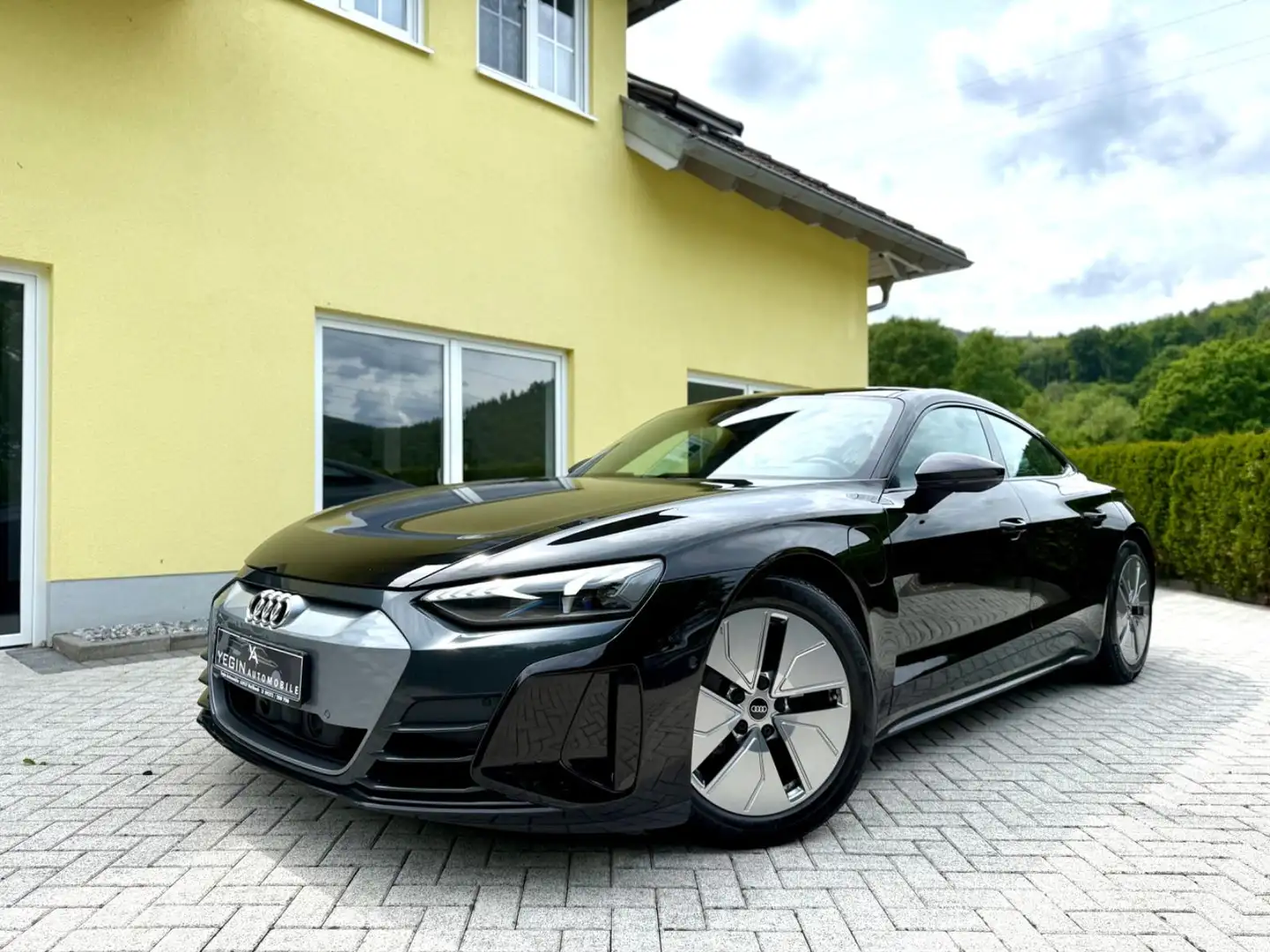 Audi e-tron GT quattro Pano-Matrix-Kamera-Massage Noir - 2