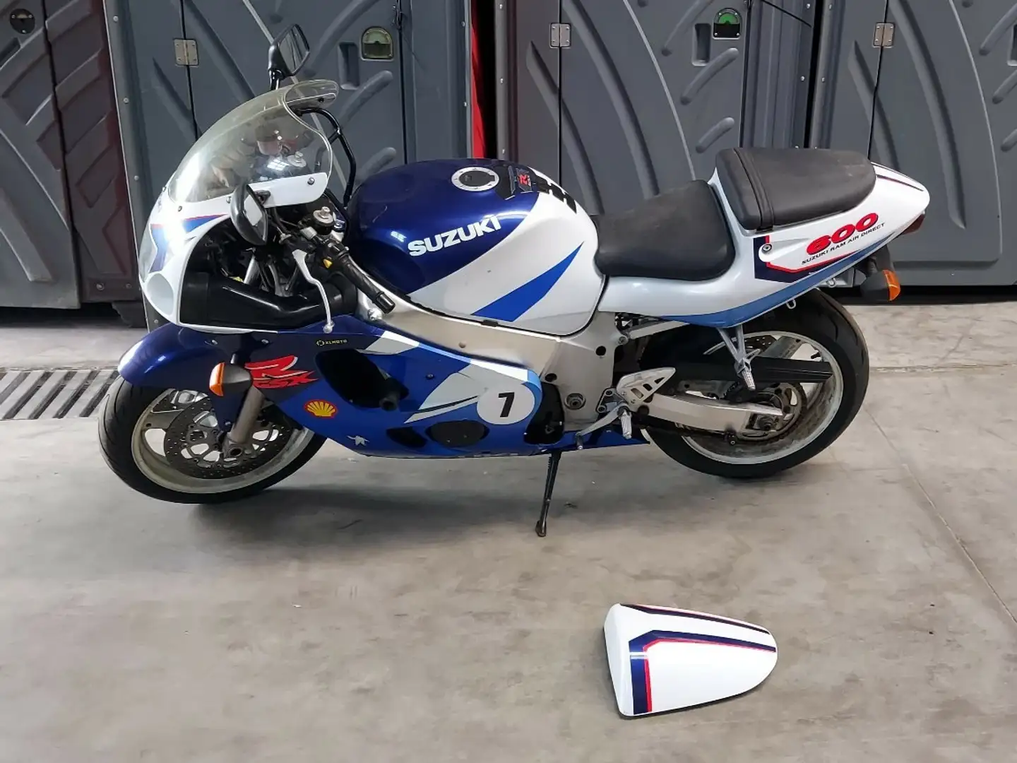 Suzuki GSX-R 600 srad Albastru - 1
