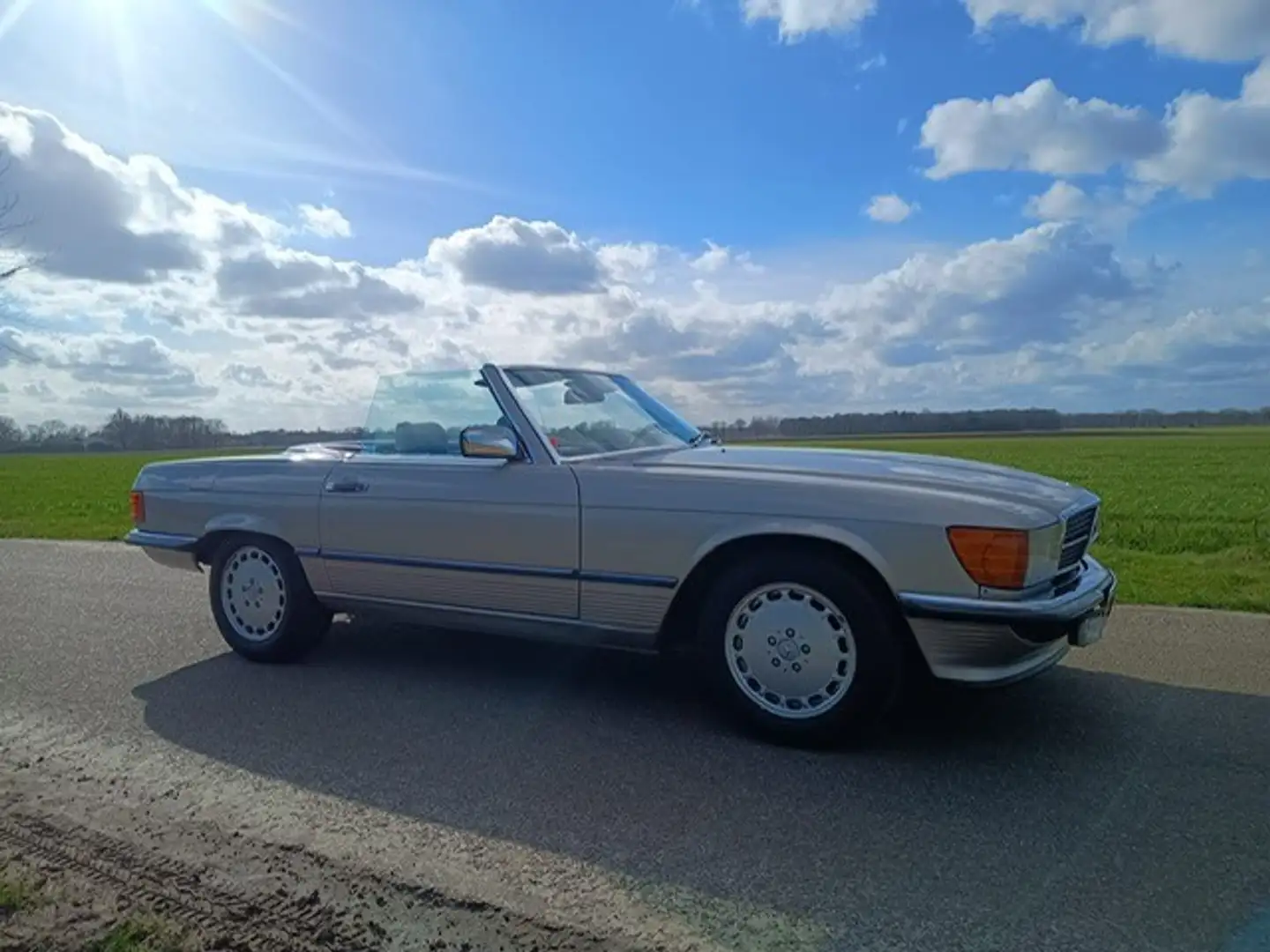 Mercedes-Benz SL 420 R 107 1eigenaar NL auto Grijs - 1