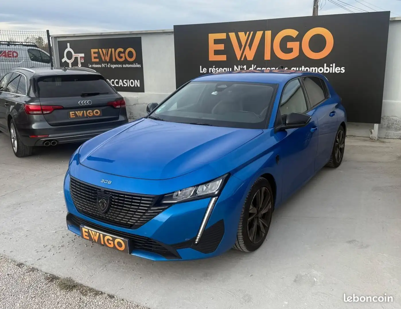 Peugeot 308 1.2 puretech 130 ch allure pack Bleu - 1