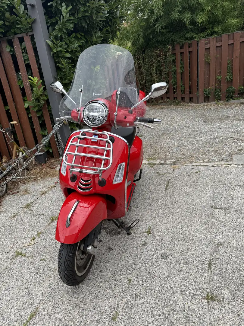 Piaggio GTS 300 gts 300 super Червоний - 1