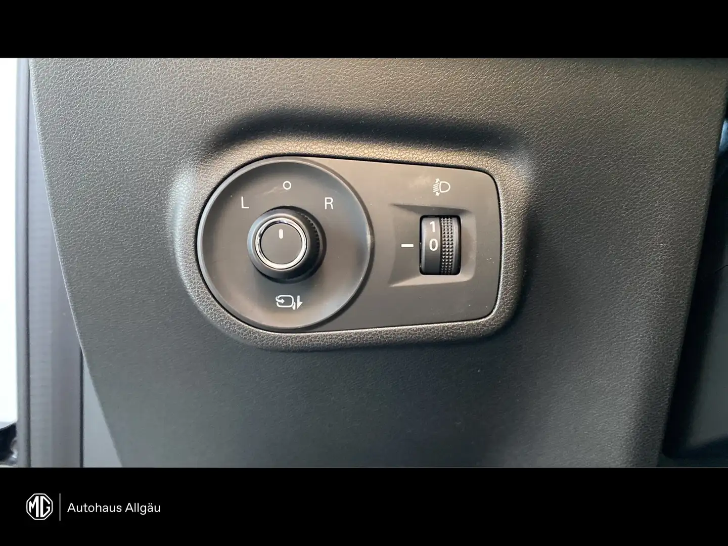 MG ZS NEU: ZS Hybrid+ LUXURY Verde - 2