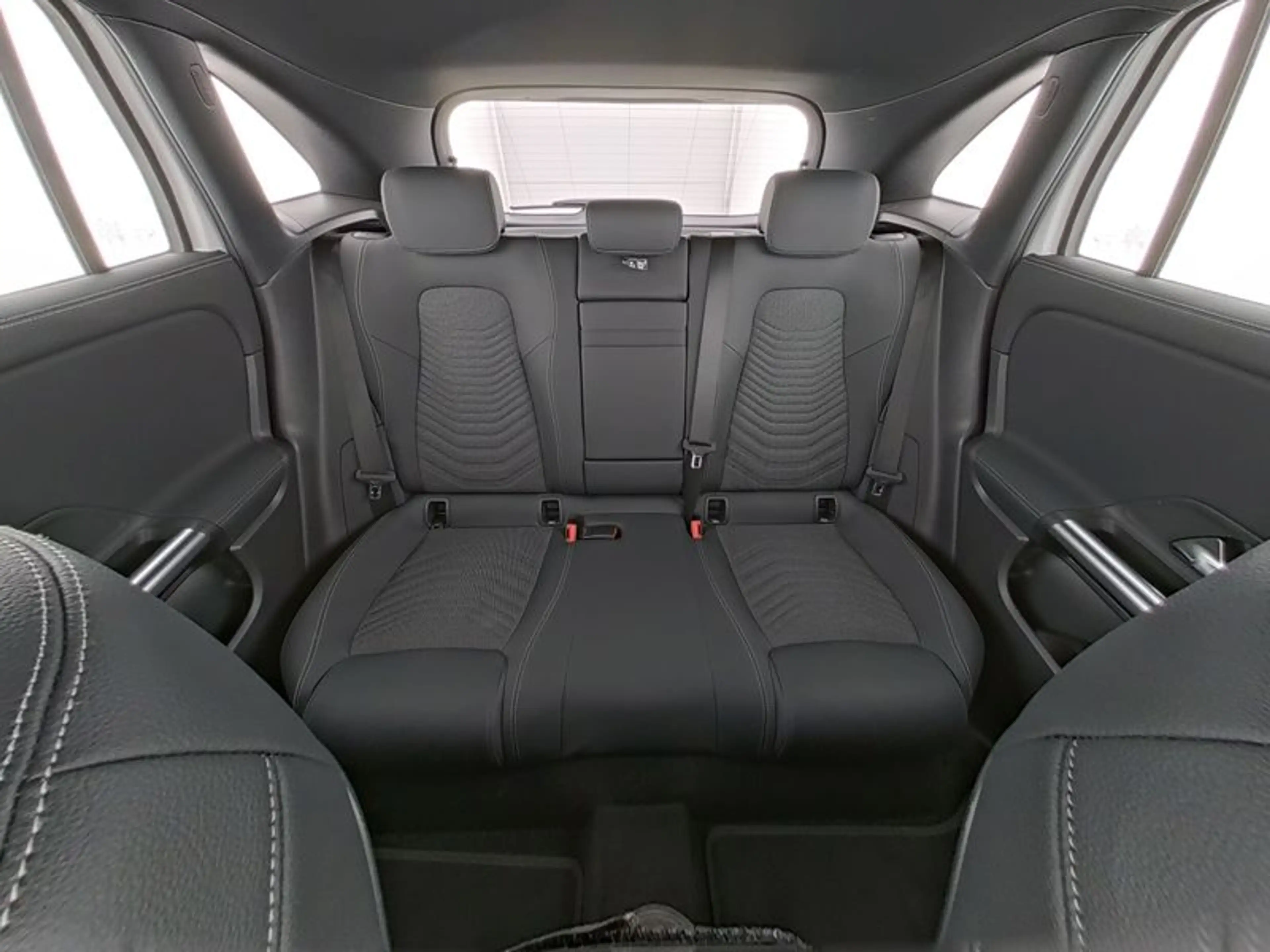 Mercedes-Benz EQA 300 4MATIC Luxury Line 71 kWh Ledkoplampen | Dodehoeka — photo 7