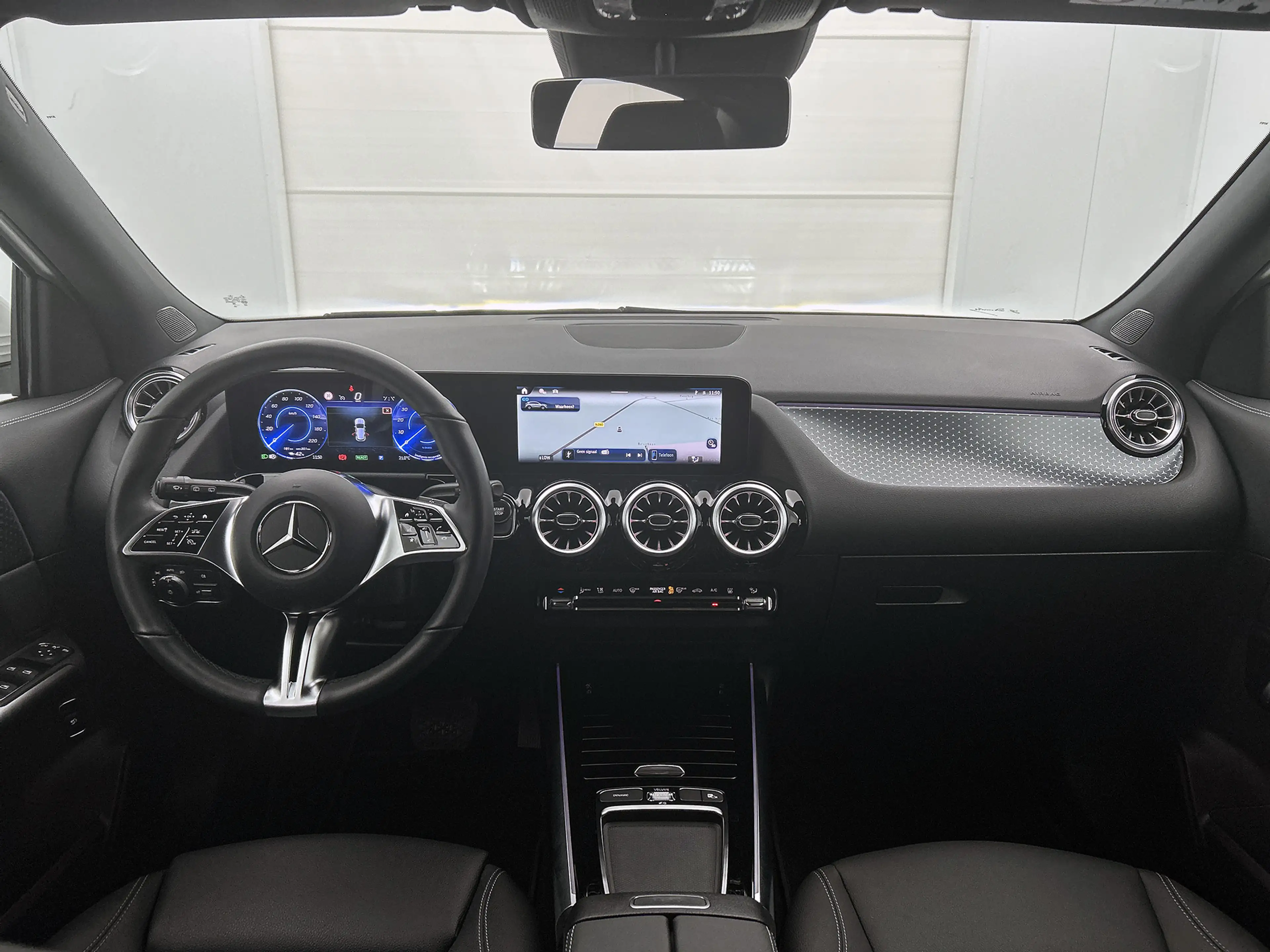 Mercedes-Benz EQA 300 4MATIC Luxury Line 71 kWh Ledkoplampen | Dodehoeka — photo 7