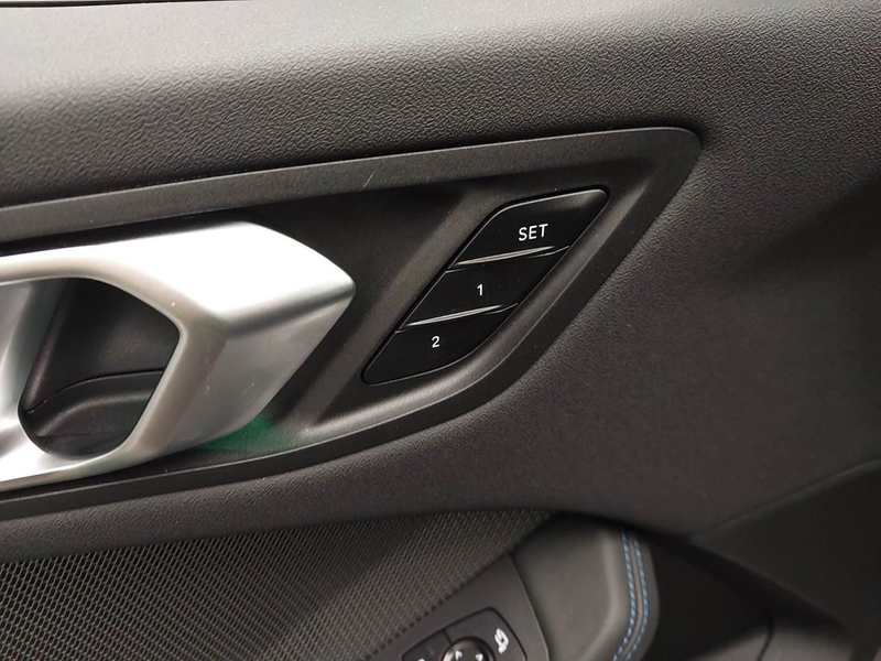 BMW 120 i M Sport MMRY/HEADUP/PANO/ACC/H&K/360° — photo 11