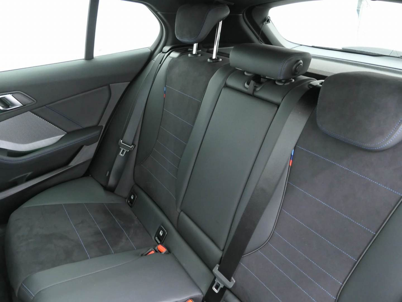BMW 120 i M Sport MMRY/HEADUP/PANO/ACC/H&K/360° — photo 15