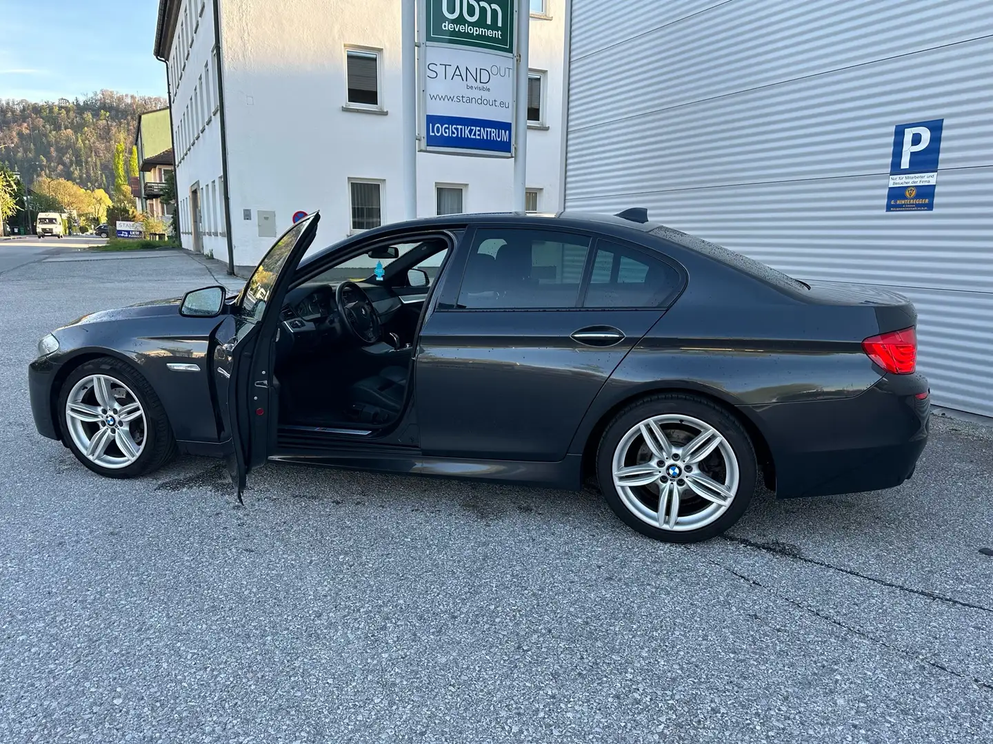 BMW 520 520d Österreich-Paket Aut. - 1