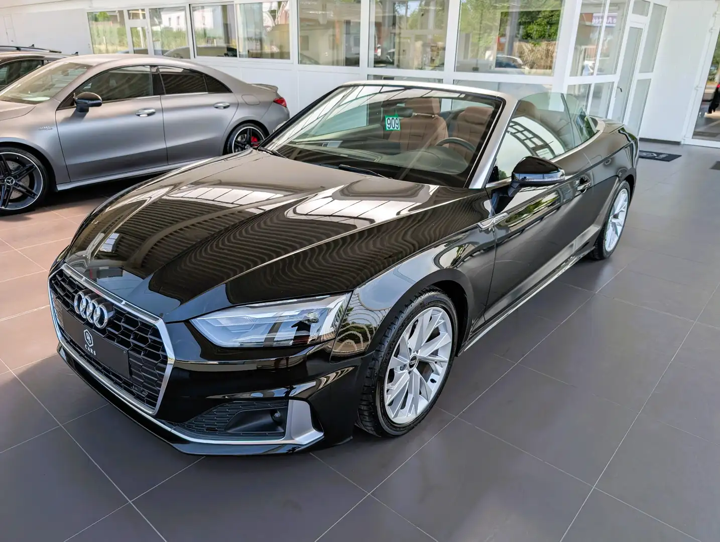 Audi A5 Cabriolet TFSI *** GARANTIE + LED + GPS + CUIR *** Zwart - 2