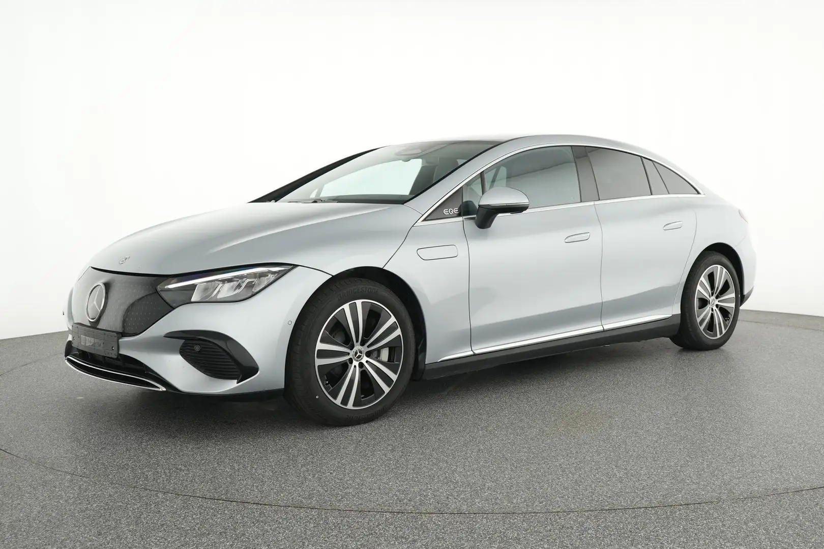 Mercedes-Benz EQE 300 EQE 300 Argent - 1