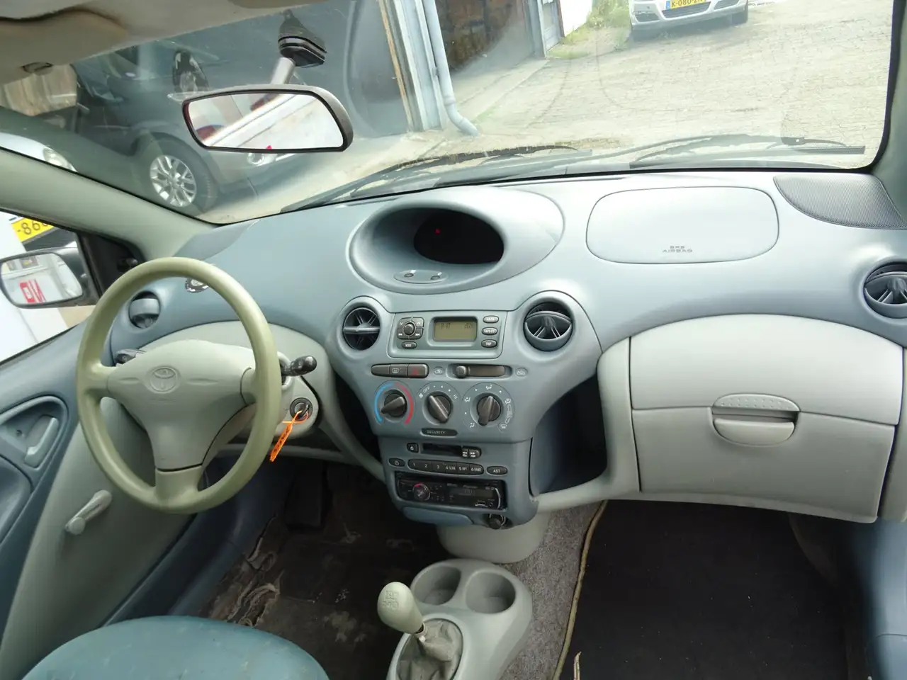 Toyota Yaris 1.0-16V VVT-i Terra, foto 7