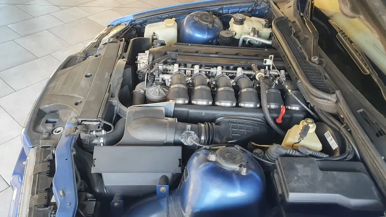 BMW M3 3.2, foto 4