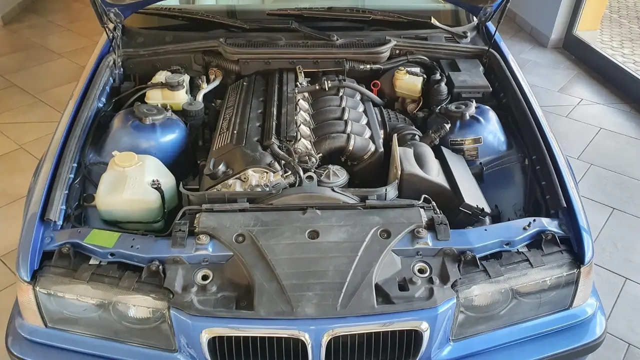 BMW M3 3.2, foto 5