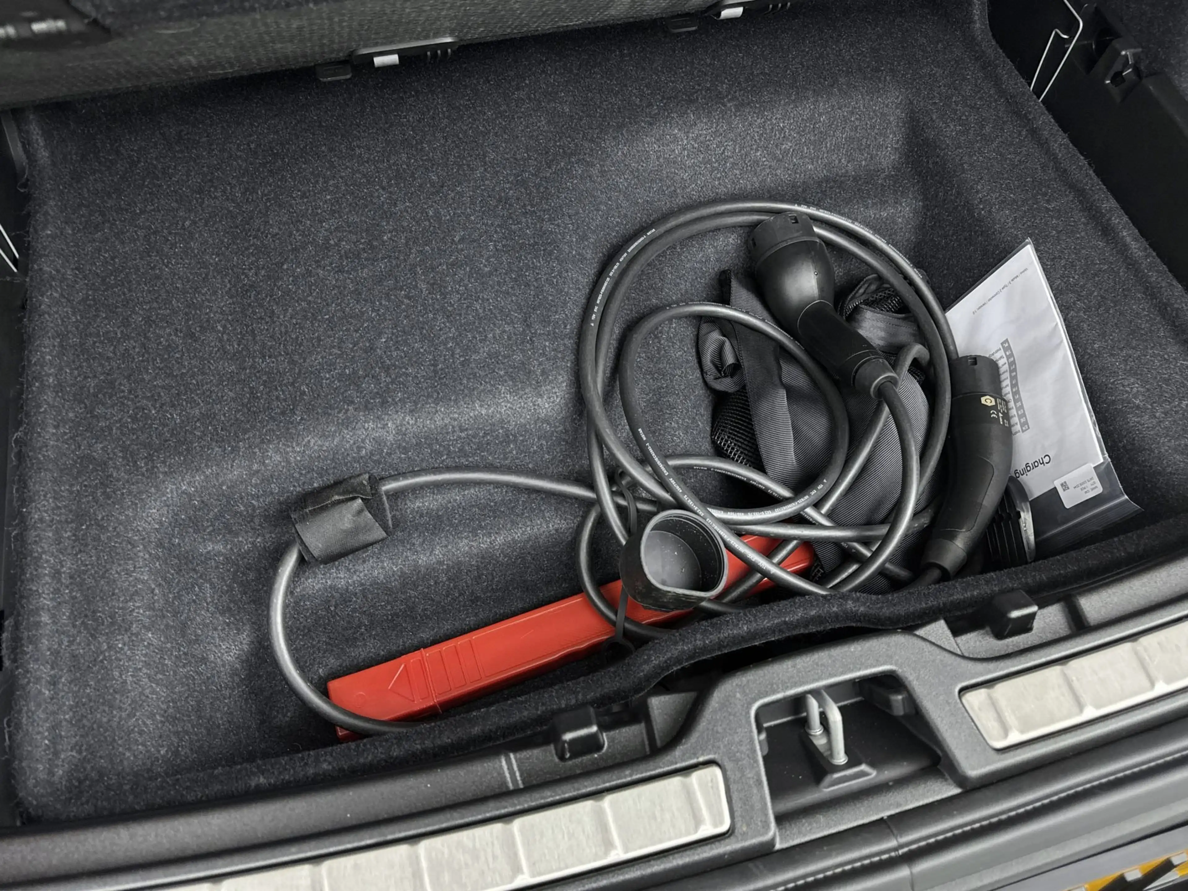 Volvo C40 TWIN ULTIMATE | PANORAMADAK | 20" | WARMTEPOMP | N — photo 27