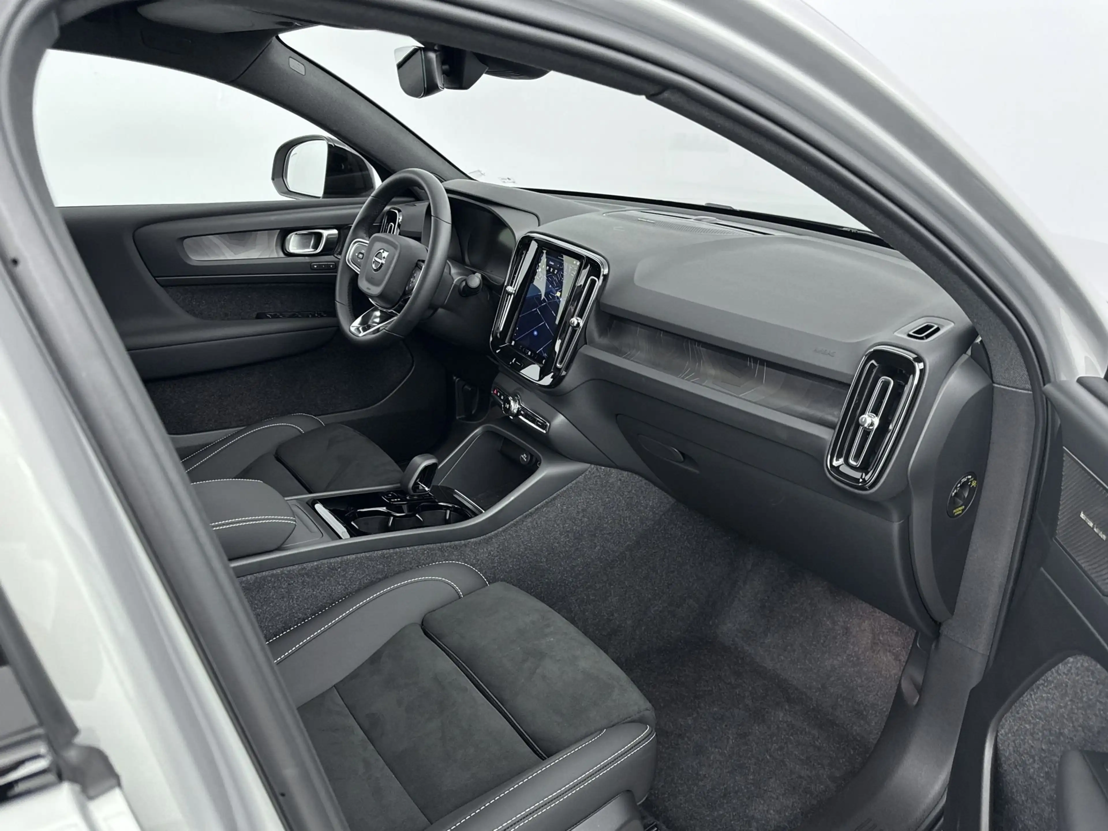Volvo C40 TWIN ULTIMATE | PANORAMADAK | 20" | WARMTEPOMP | N — photo 25