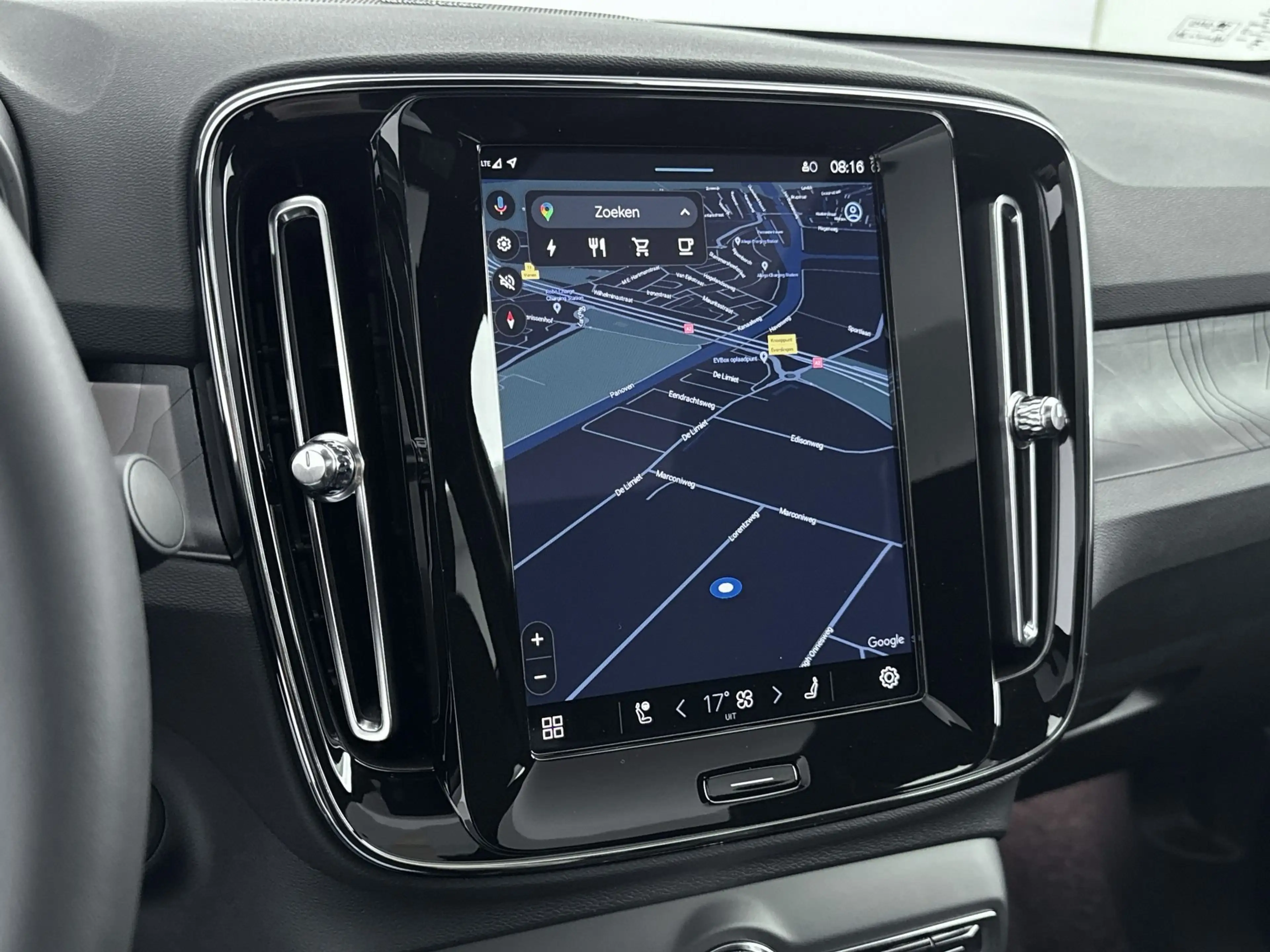 Volvo C40 TWIN ULTIMATE | PANORAMADAK | 20" | WARMTEPOMP | N — photo 13