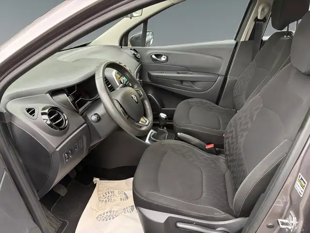 Renault Captur view 9