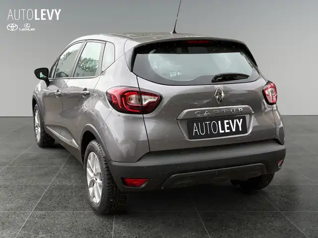 Renault Captur view 4