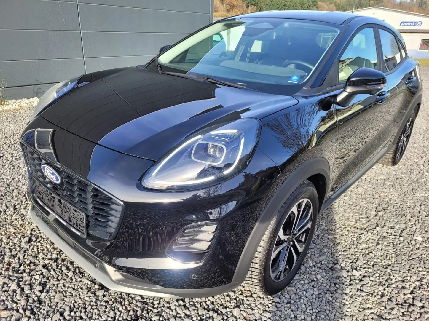 Ford Puma Titanium Schwarz - 1
