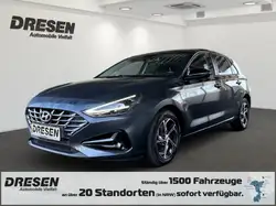 Hyundai i30 Intro Edition DCT Navi+Rückfahrk.+Sitzheiz.+PDC+