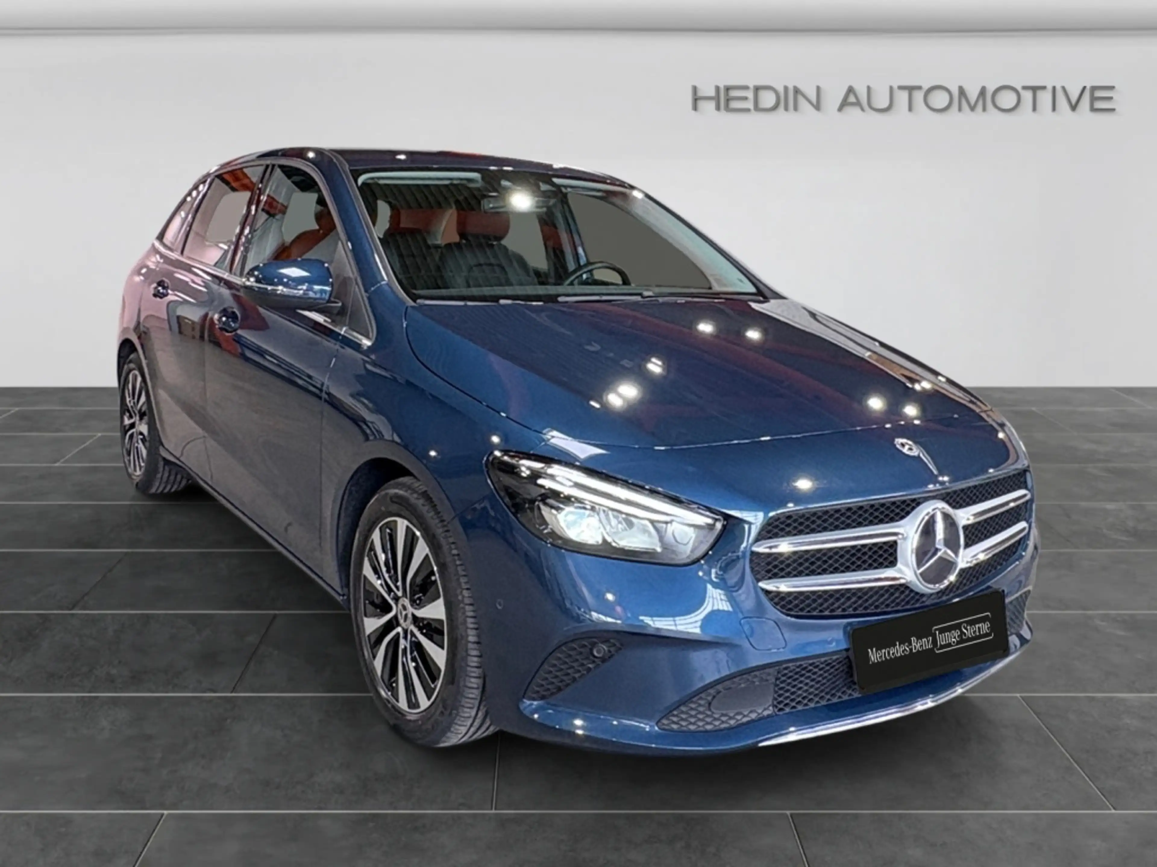 Mercedes-Benz B 220 d STYLE|LED|NAVI-PREM|KAM|CARPLAY|SHZ — photo 8