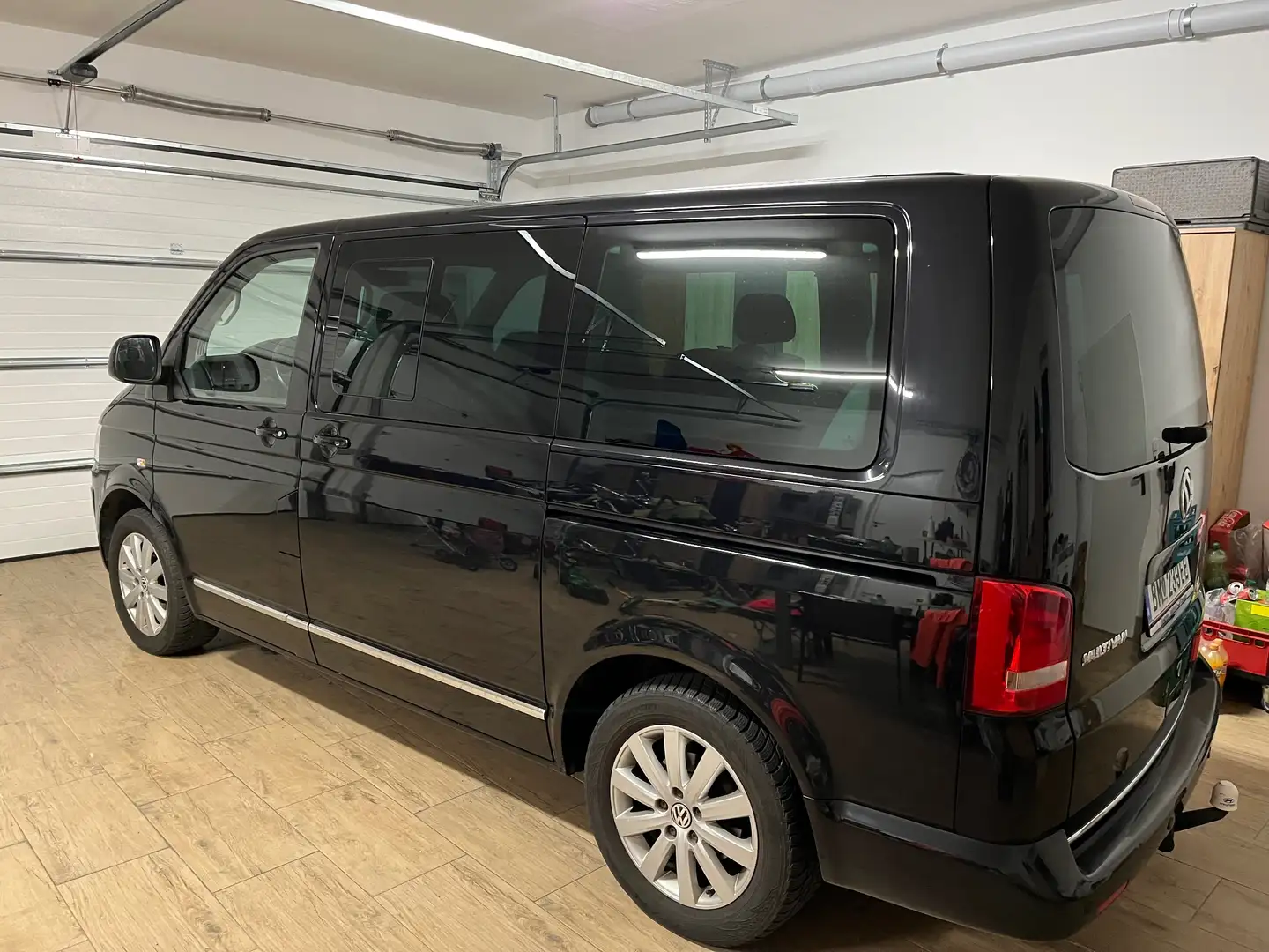 Volkswagen T5 Multivan Multivan Highline 2,0 BiTDI 4motion DSG Highline Schwarz - 2