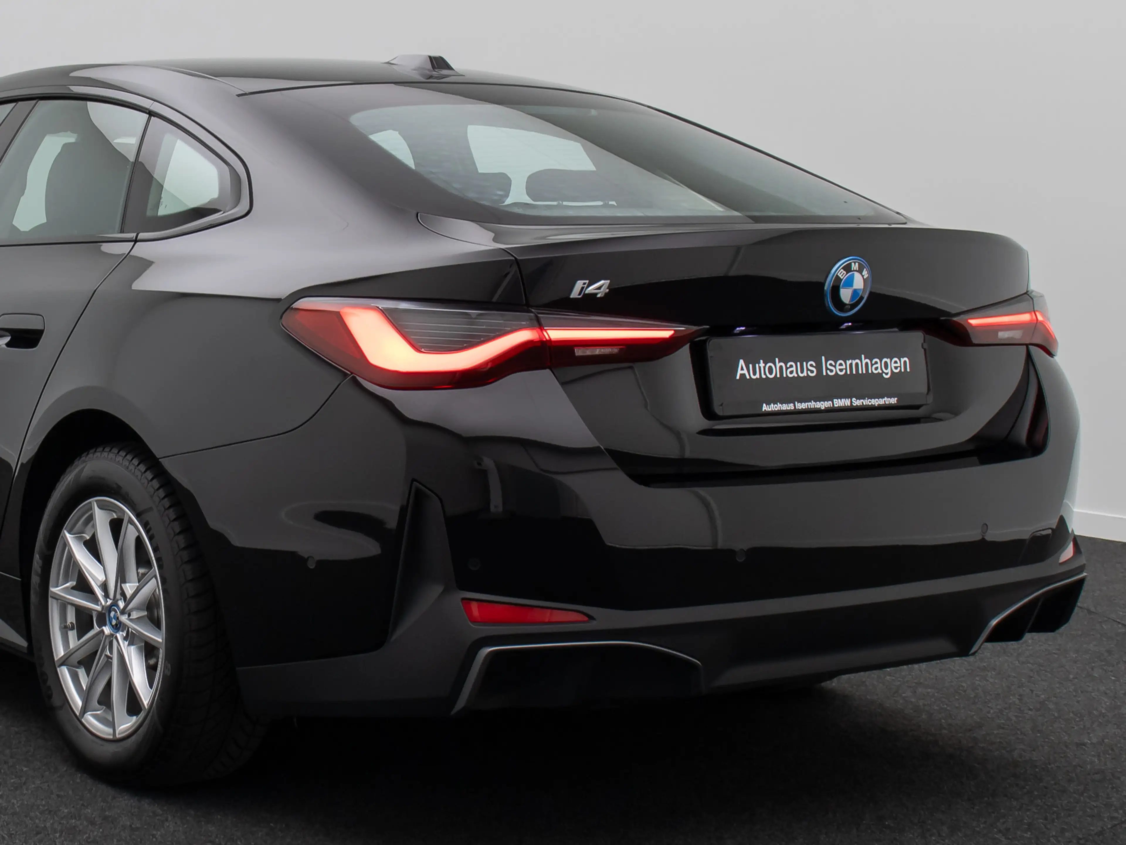 BMW i4 eD40 GC Kamera Widscreen Leder Sportsitz DAB — photo 15