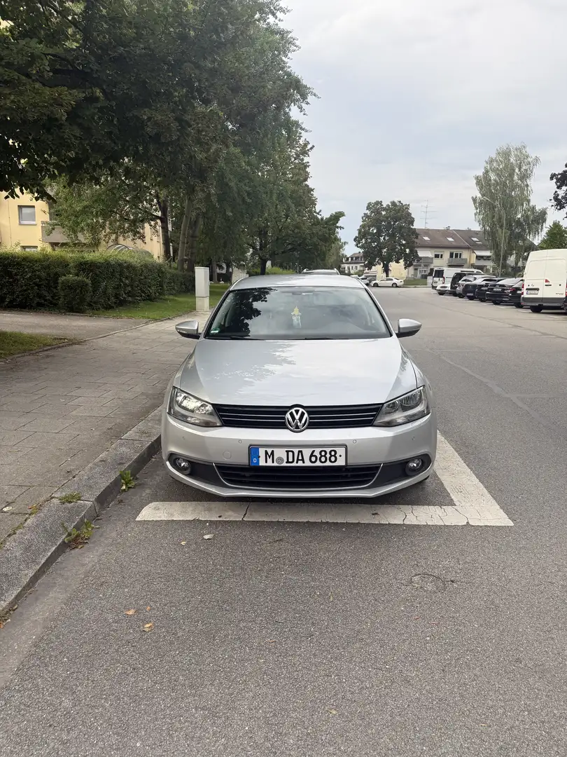 Volkswagen Jetta 2.0 TSI DSG Highline - 2