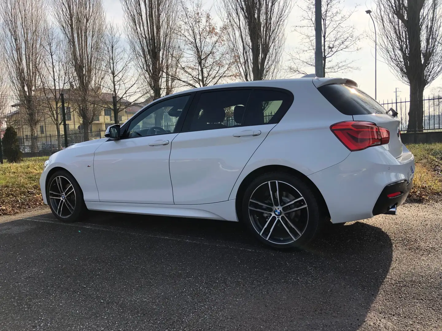 BMW 116 116d Msport 5p auto Bianco - 2