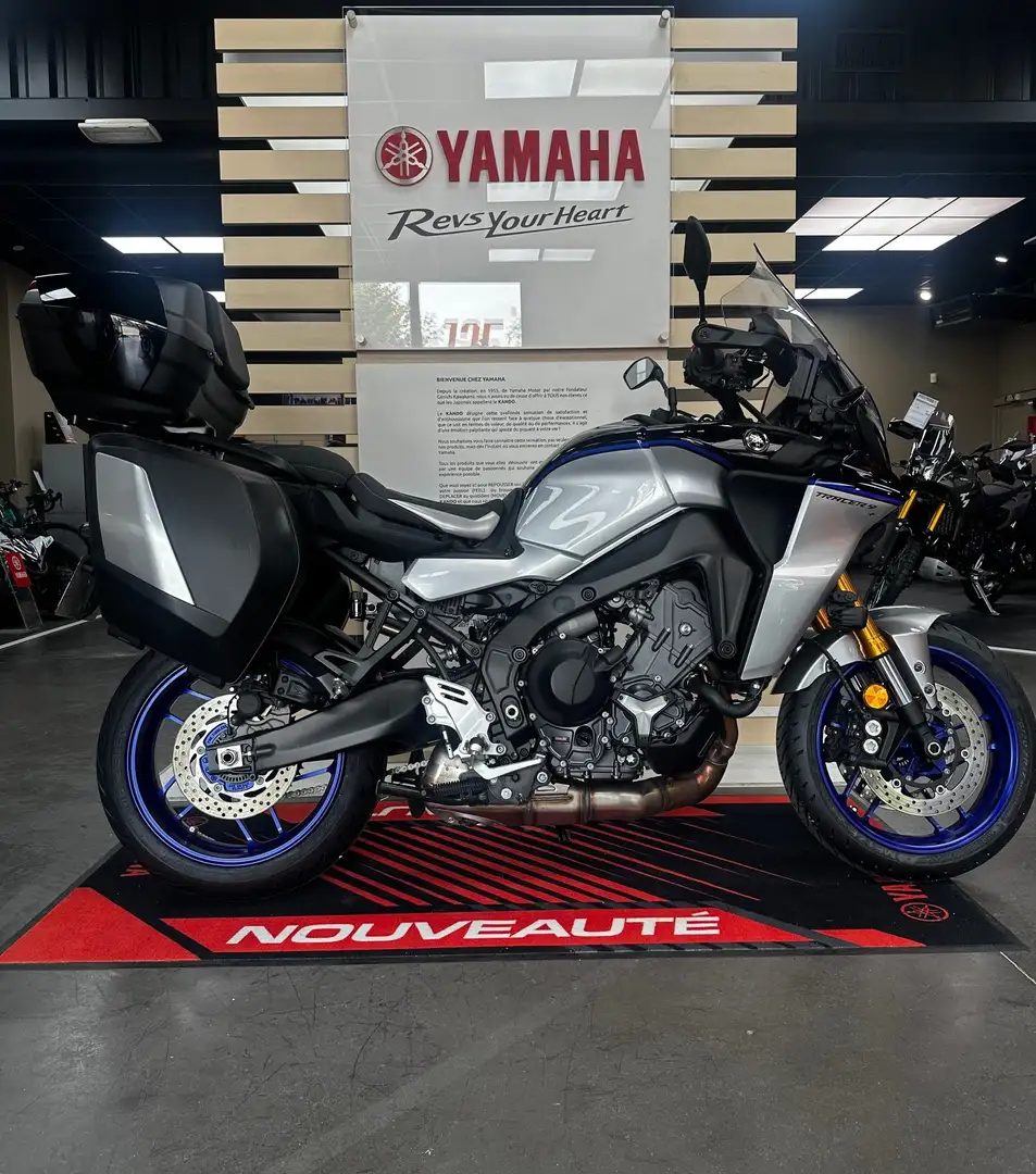 Yamaha Tracer 9 GT Gris - 1
