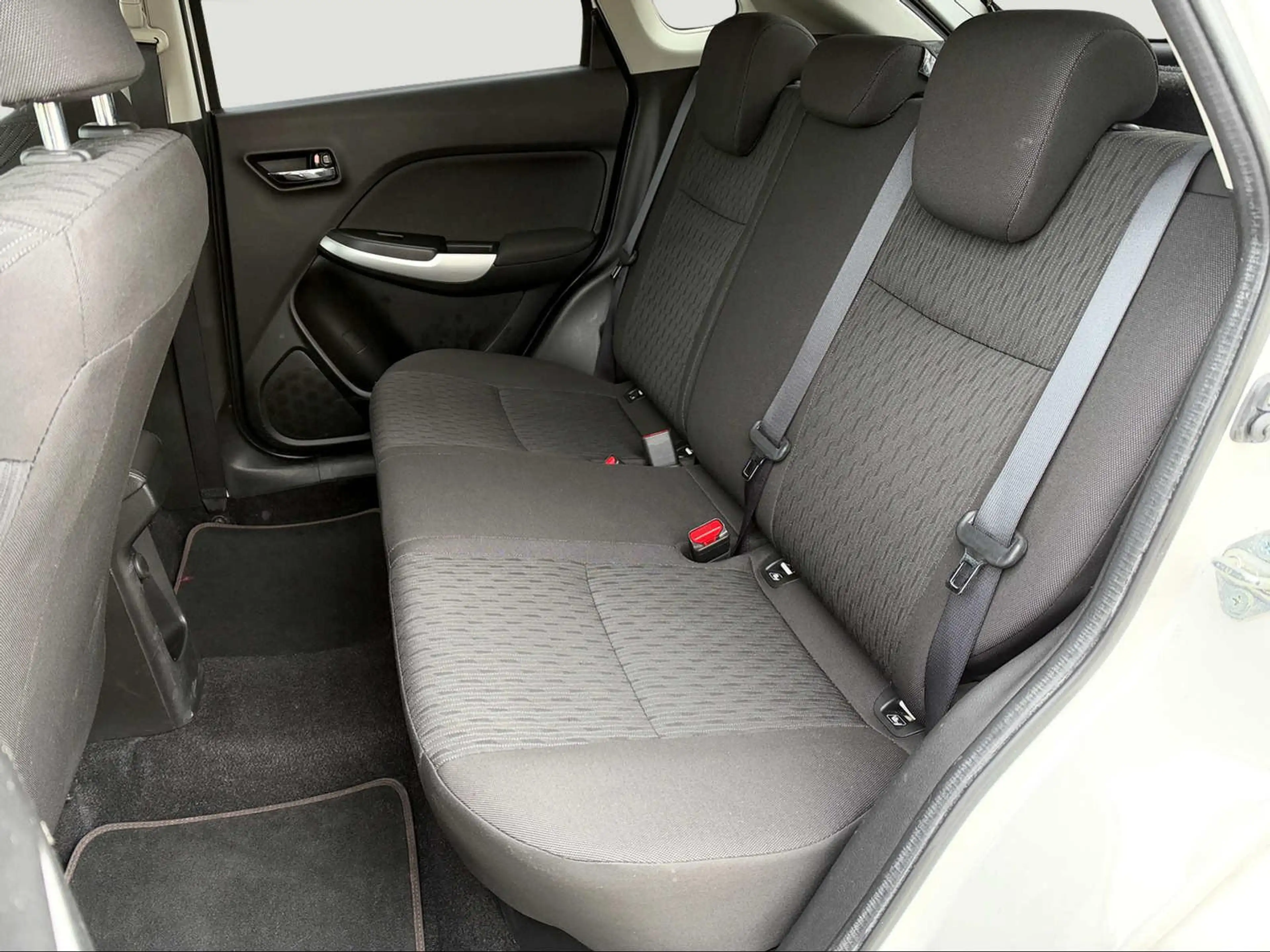 Suzuki Baleno Club AUTOMATIK/NAV/ACC/KAMERA — photo 6