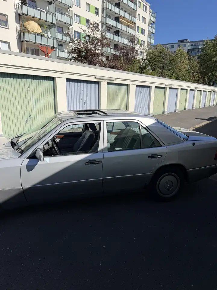 Mercedes-Benz E 260 260E W124 Automatik 8Fach Schiebedach Massage, foto 5
