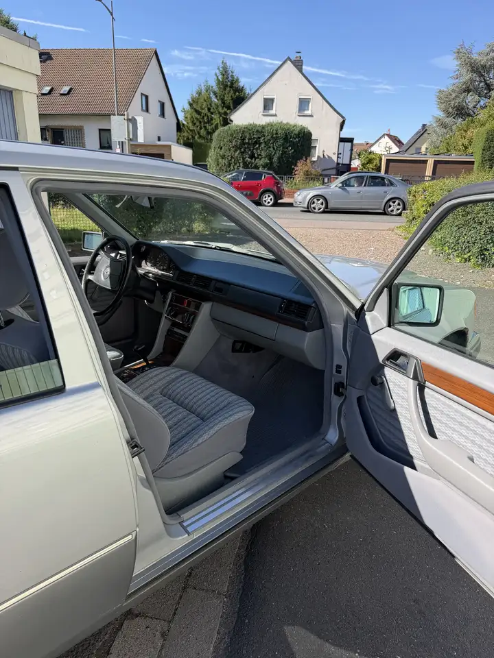 Mercedes-Benz E 260 260E W124 Automatik 8Fach Schiebedach Massage, foto 9