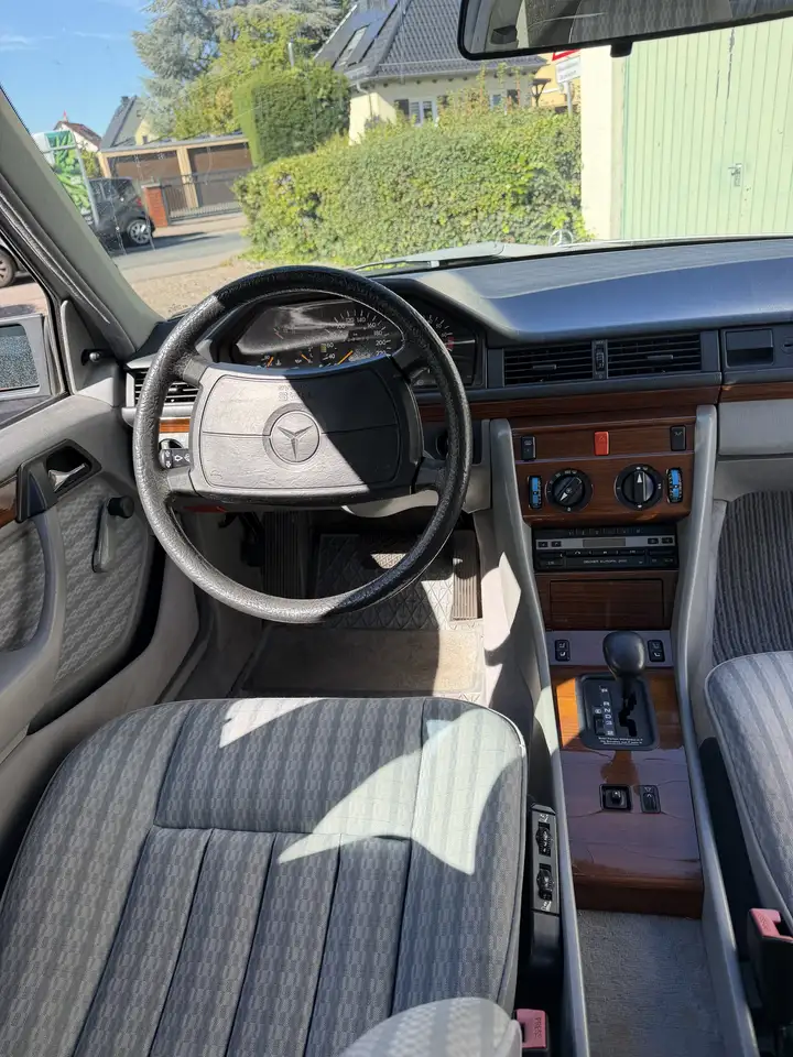 Mercedes-Benz E 260 260E W124 Automatik 8Fach Schiebedach Massage, foto 11