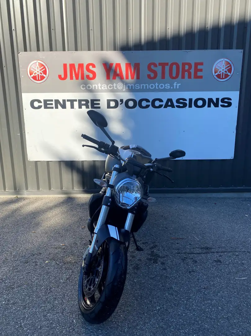 Ducati Monster 821 Noir - 1