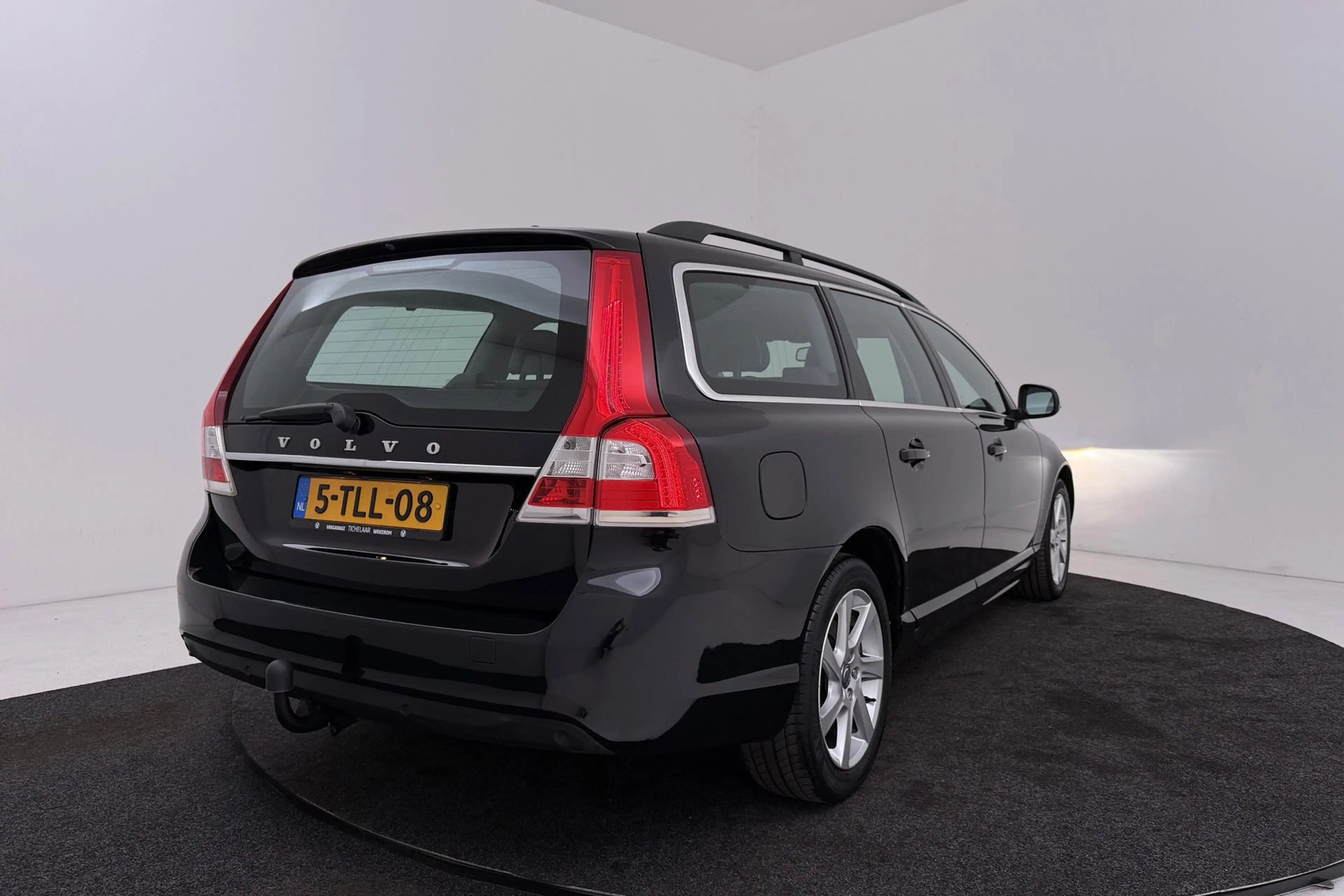 Volvo V70 1.6 T4 Nordic+ | Trekhaak | Org NL | Navigatie | D — photo 46