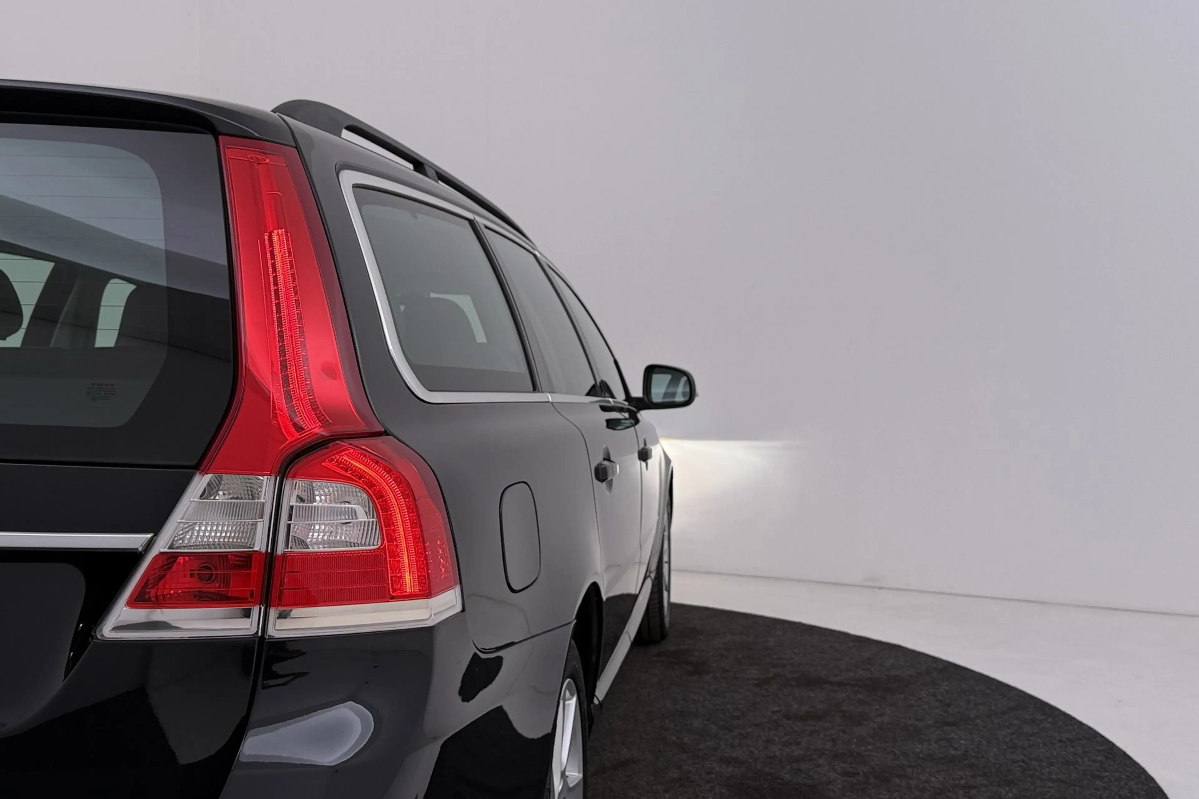 Volvo V70 1.6 T4 Nordic+ | Trekhaak | Org NL | Navigatie | D — photo 45