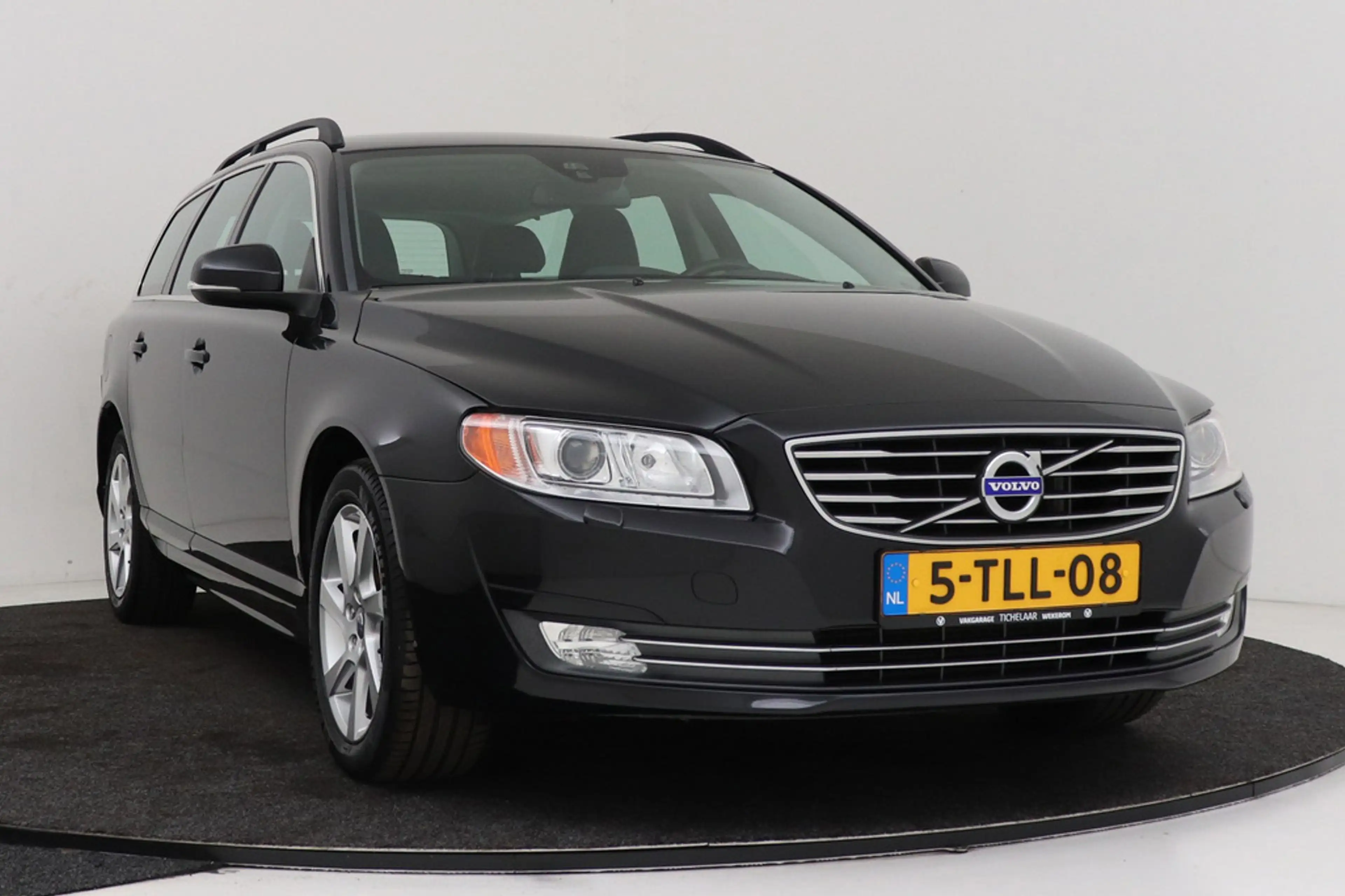 Volvo V70 1.6 T4 Nordic+ | Trekhaak | Org NL | Navigatie | D — photo 13