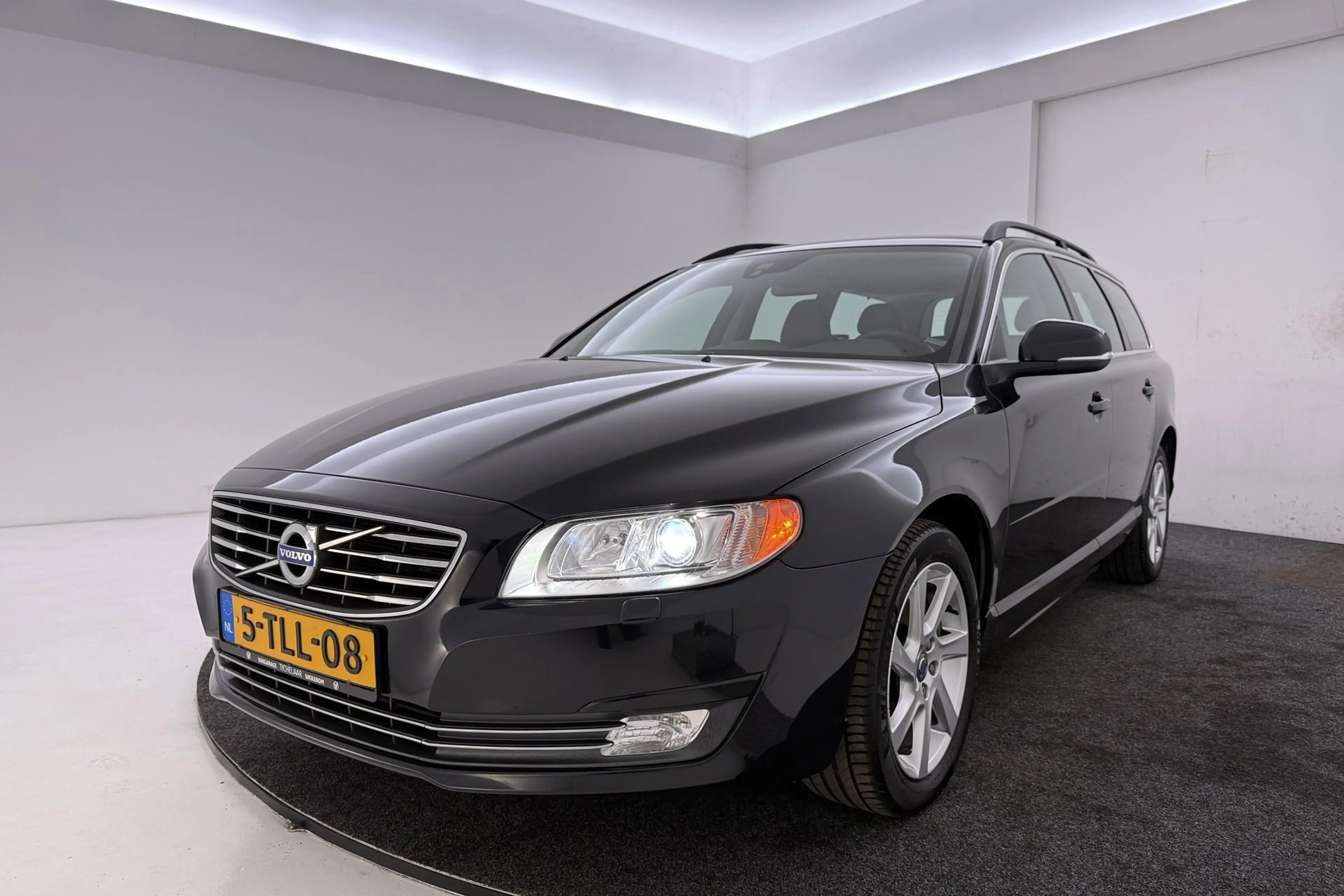 Volvo V70 1.6 T4 Nordic+ | Trekhaak | Org NL | Navigatie | D — photo 43