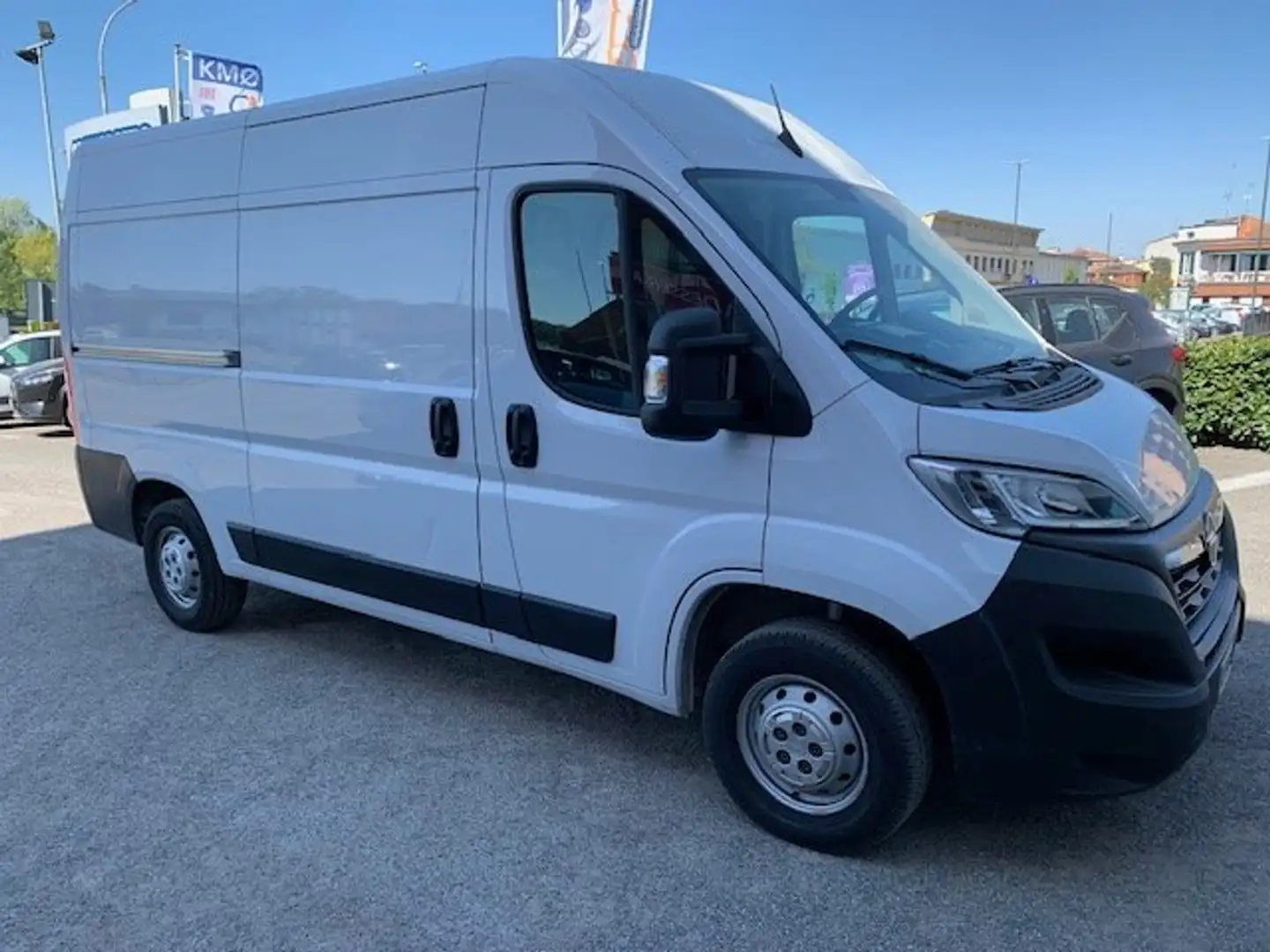 Opel Movano 33 L2H2 2.2 blueHDI 120 cv s&s Blanc - 2