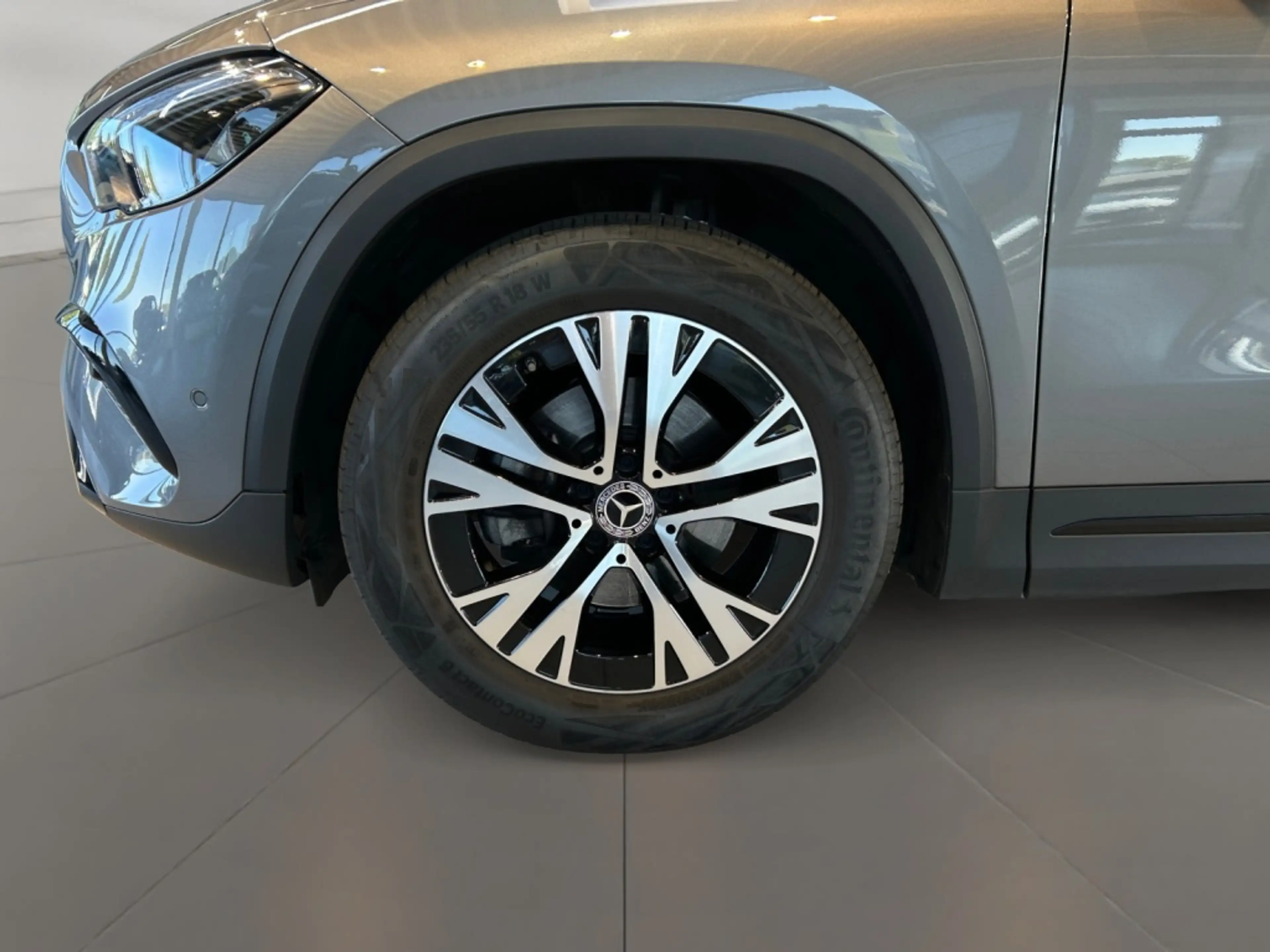 Mercedes-Benz GLA 180 d Progressive MBUX+Progressive+Night+Cam — photo 8