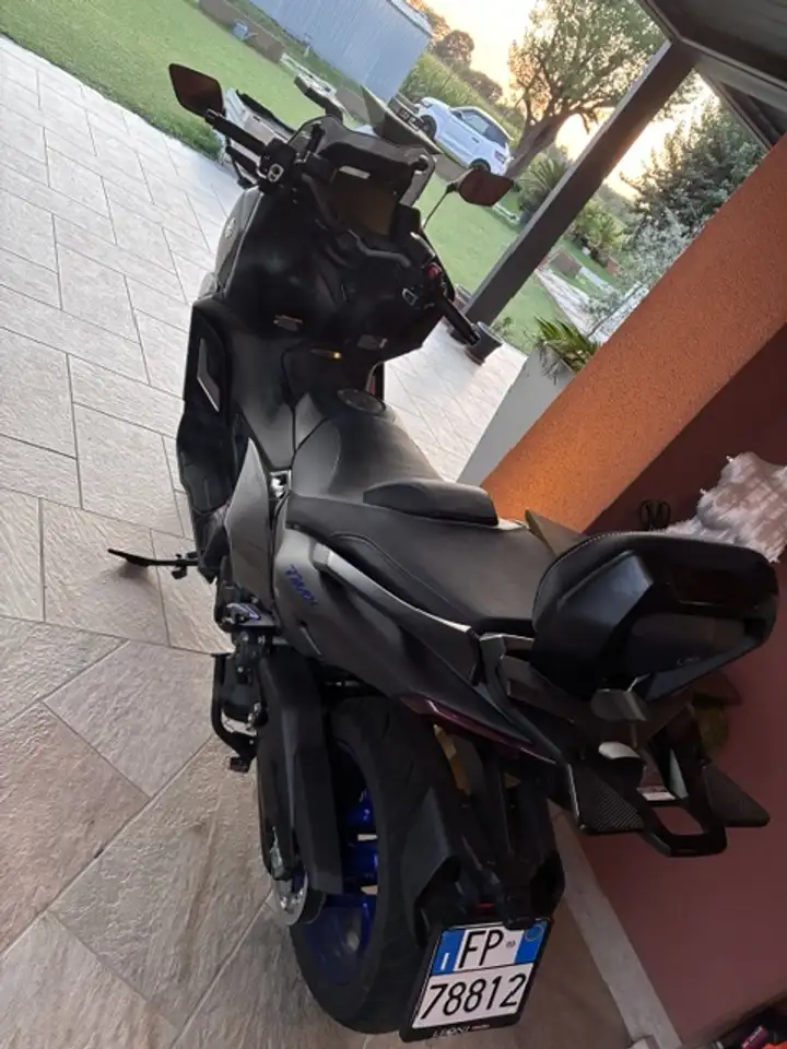 Yamaha Tmax 560