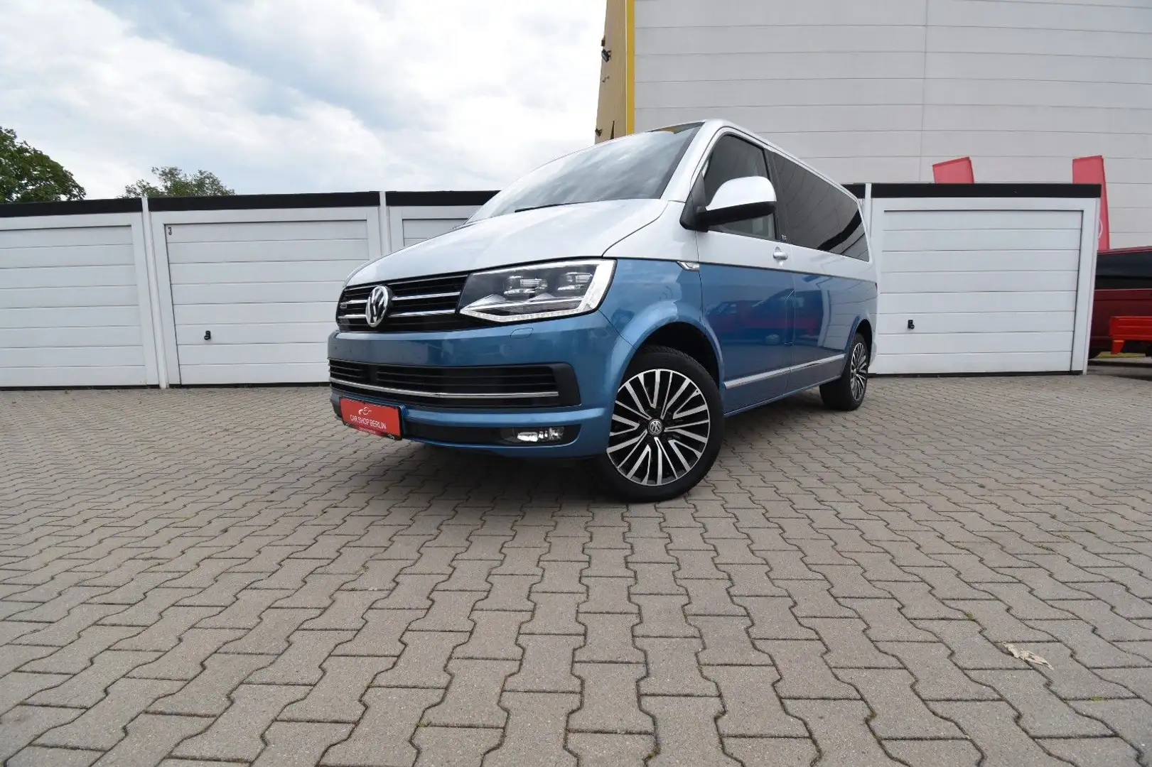 Volkswagen T6 Multivan Generation Six 4Motion DSG LED ACC Silber - 1