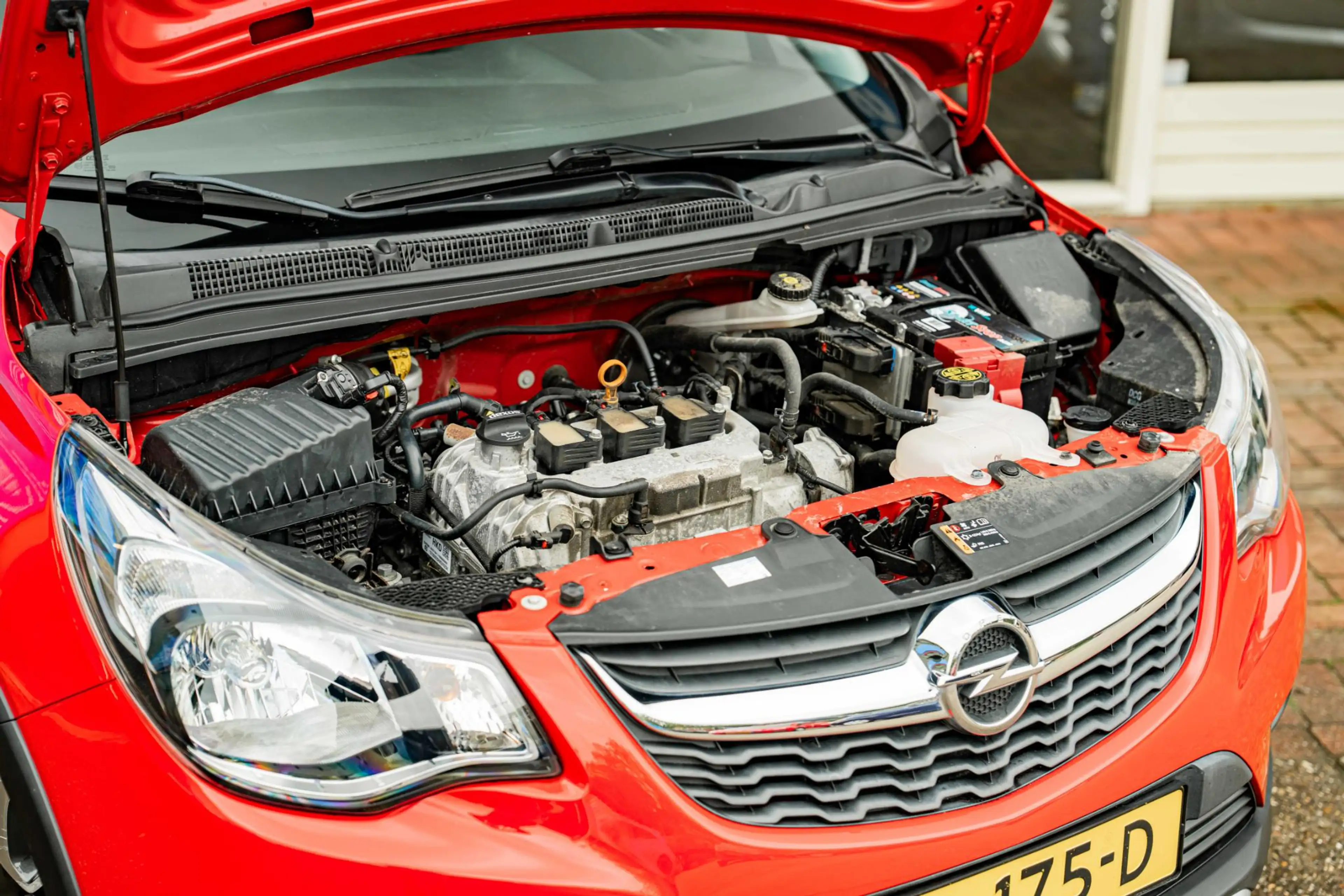 Opel Karl 1.0 Rocks Online Edition — photo 9