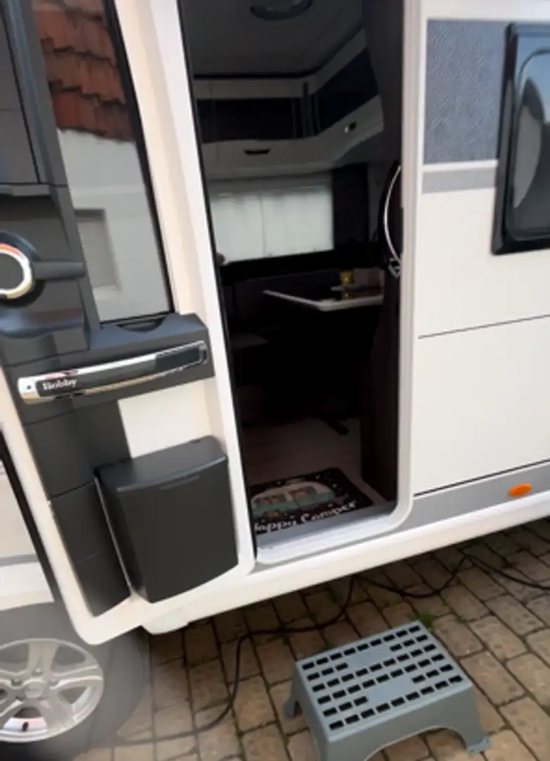 Caravans-Wohnm Hobby Prestige 560 FC Weiß - 1