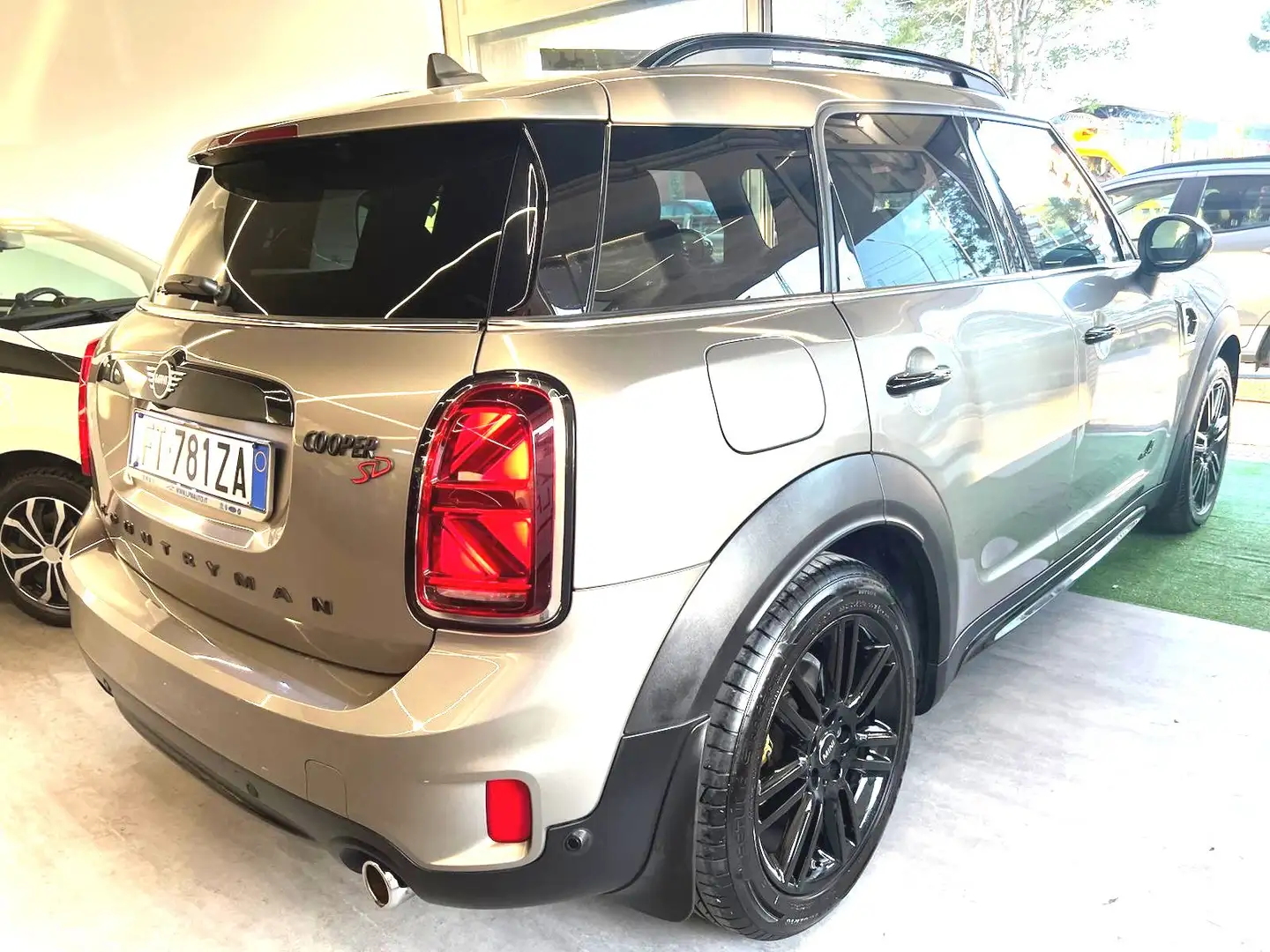 MINI Cooper SD Countryman 2.0 190CV all4 AT8*PREZZO REALE*TETTO-PELLE-NAVI Plateado - 2