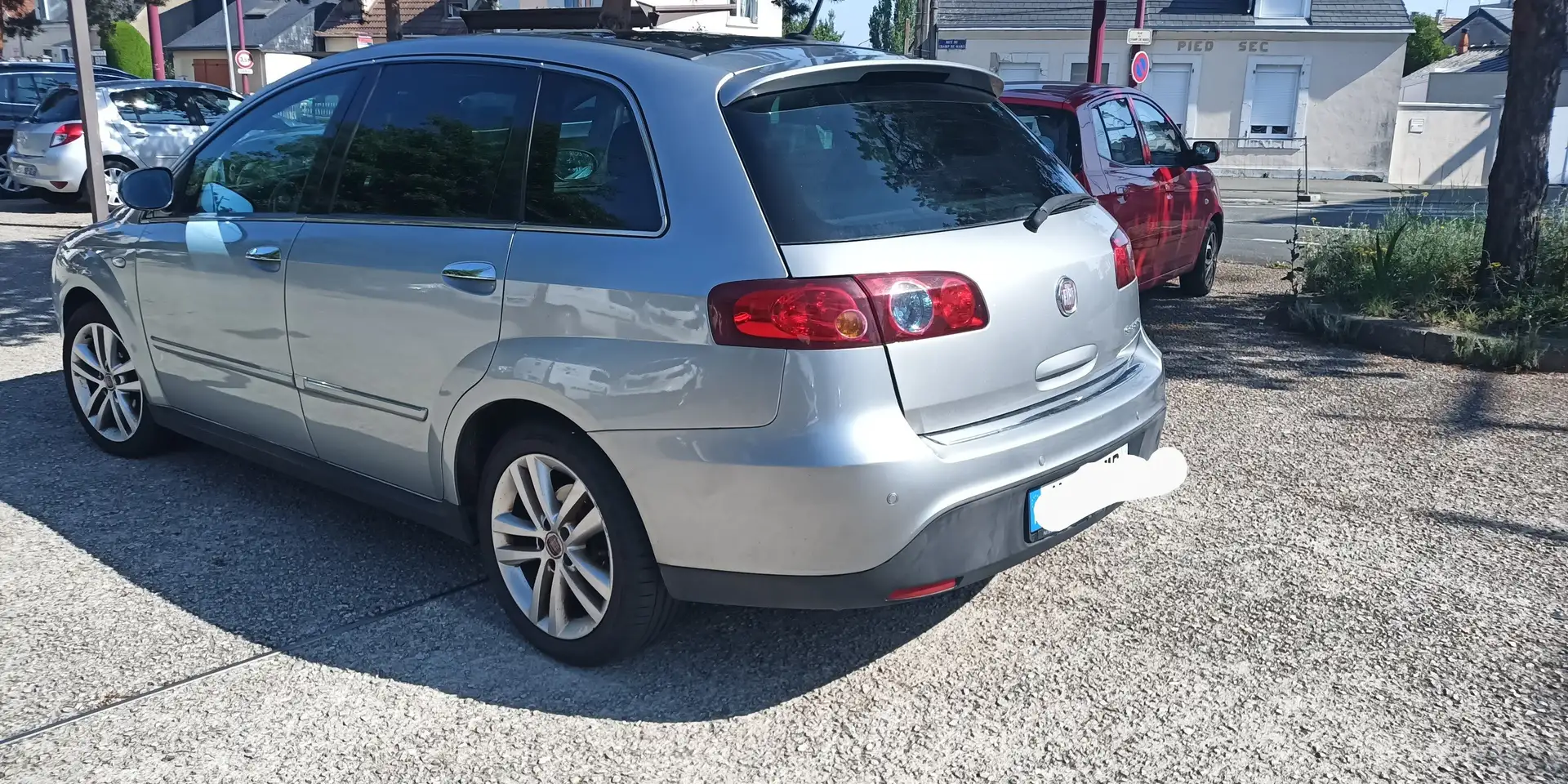 Fiat Croma Croma SW 1.9 Multijet 16V 150 DPF Emotion A Plateado - 1